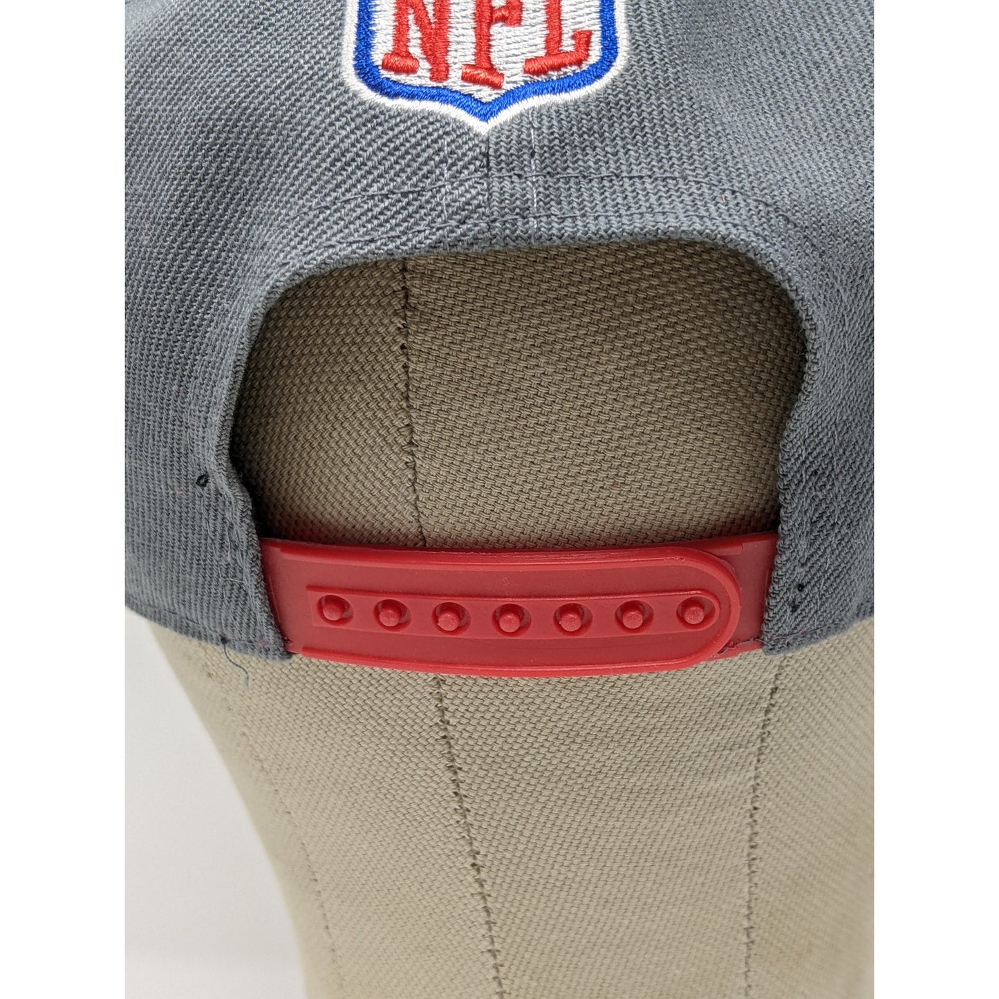 New Era 9Fifty Snapback Hat NFL Kansas City Chiefs Hat Red & Grey Embroidered