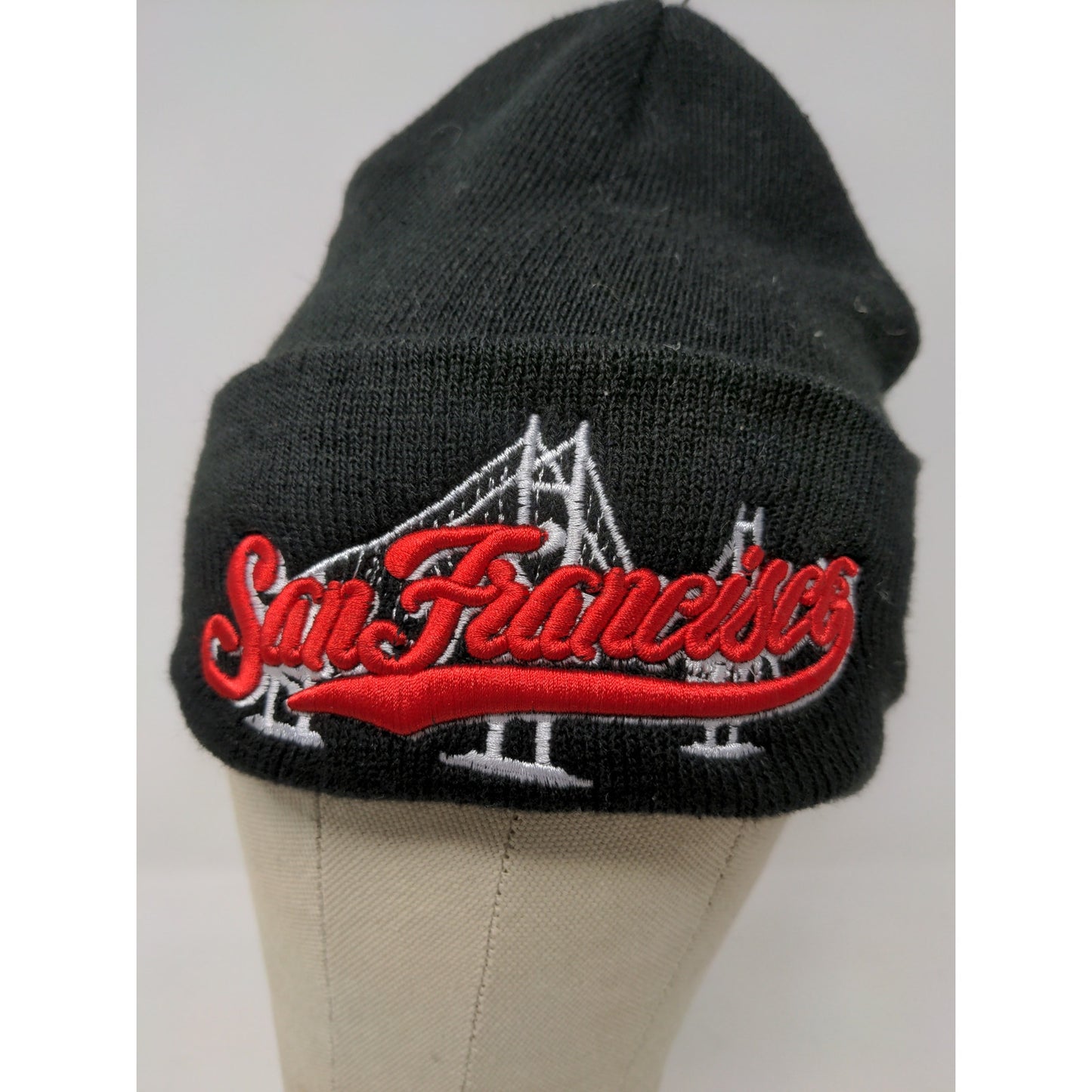 San Francisco Beanie Hat Golden Gate Bridge Embroidered Black