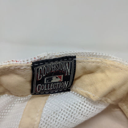 Cooperstown Collection Mens MLB Cincinnati Reds Snapback Meshback Hat Red White