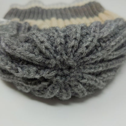 Old Navy Toboggan Beanie Hat Gray Cream White Striped OSFA Acrylic Blend