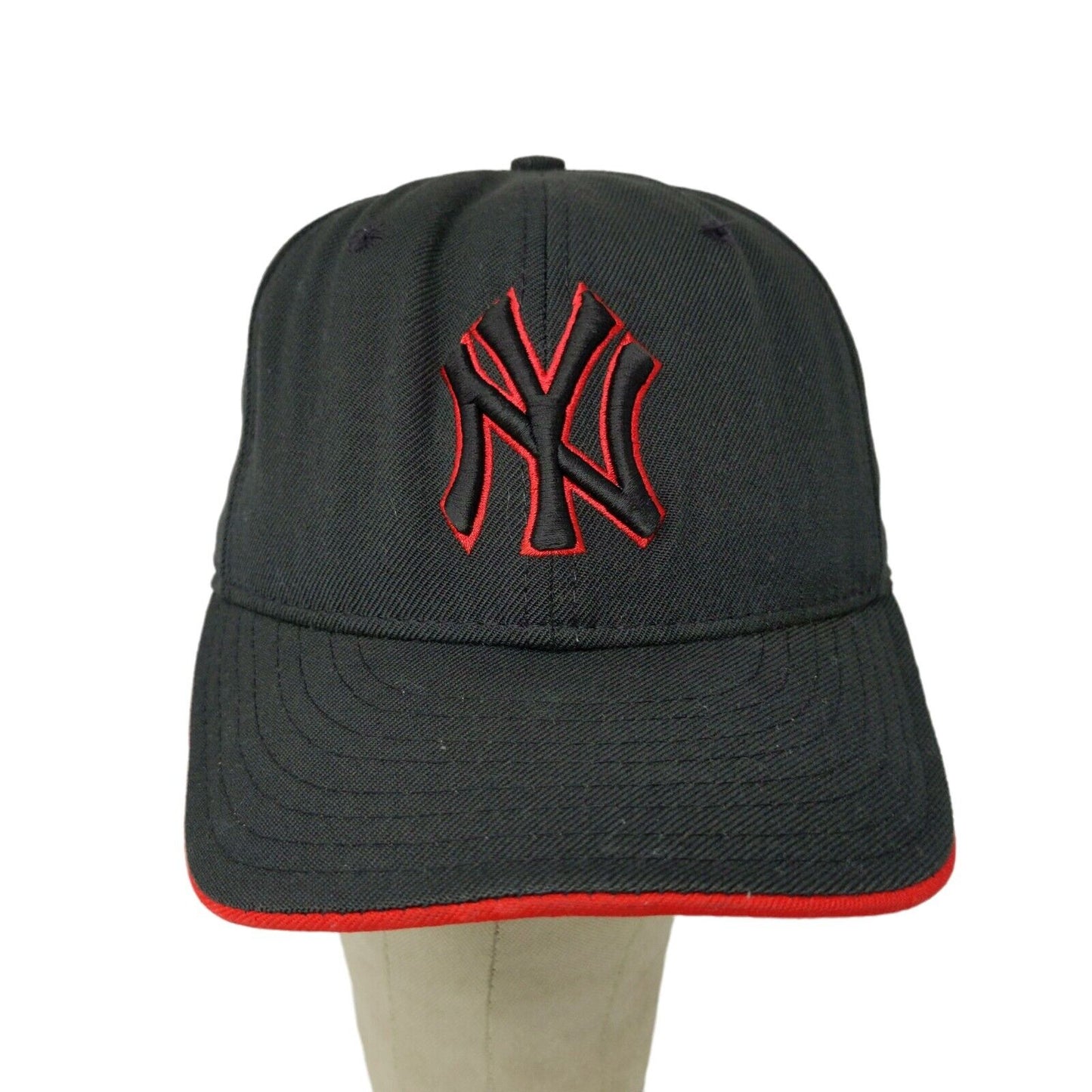 New Era 59Fifty MLB New York Yankees Black Red Baseball Cap Hat Size 7 1/8 Logo