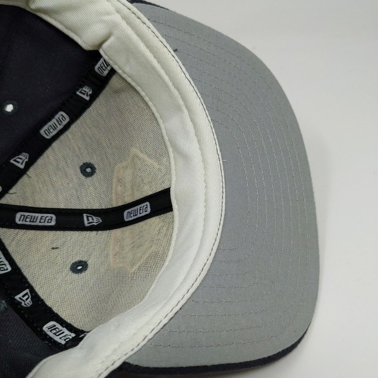New Era Gray 2002 Little League Central Regional Baseball Hat Cap SZ M / L USA