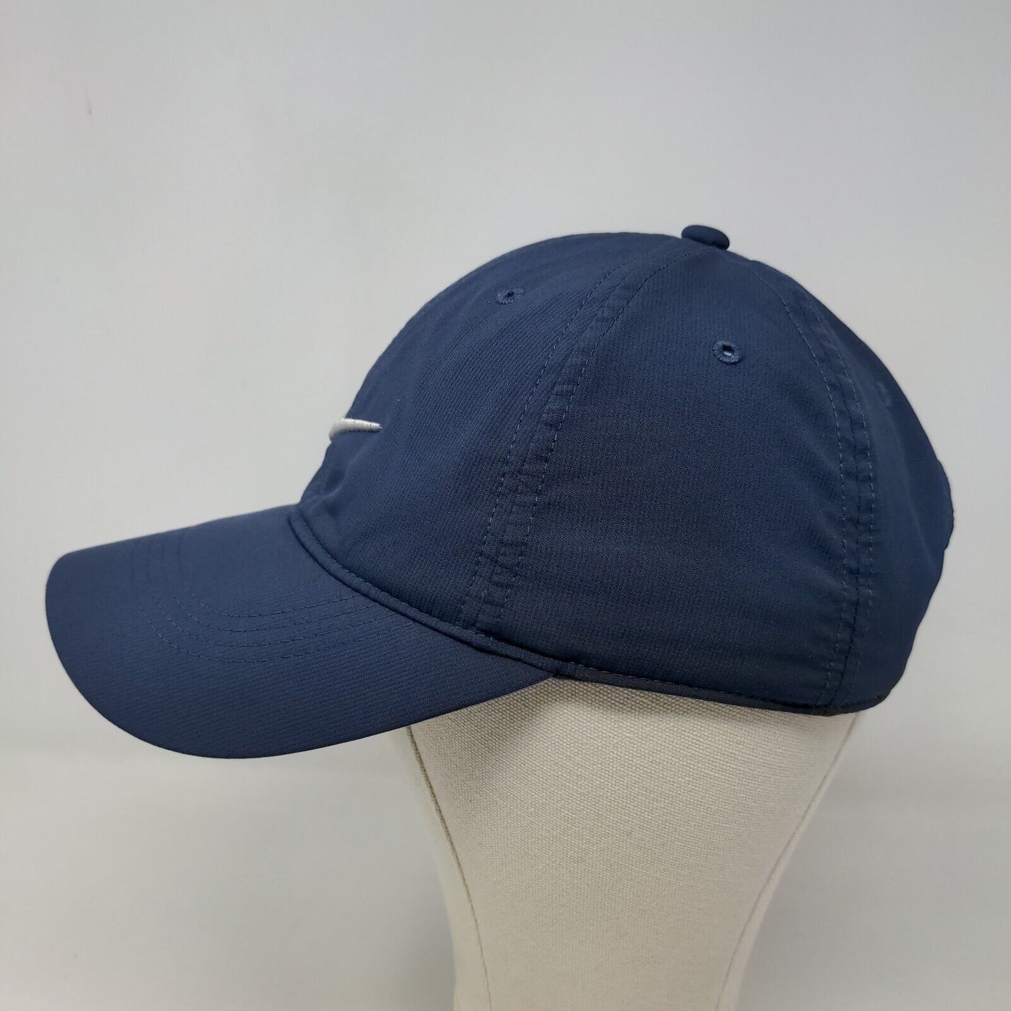 Nike Golf Men's Strapback Hat Blue Size OSFM Embroidered Swoosh Logo