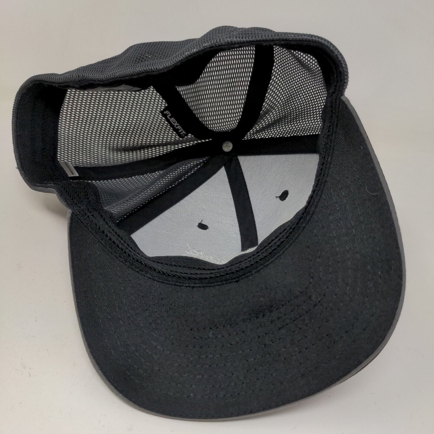 Richardson Men's New England Lawn Irrigation Fitted Mesh Back Hat Black SZ L/XL