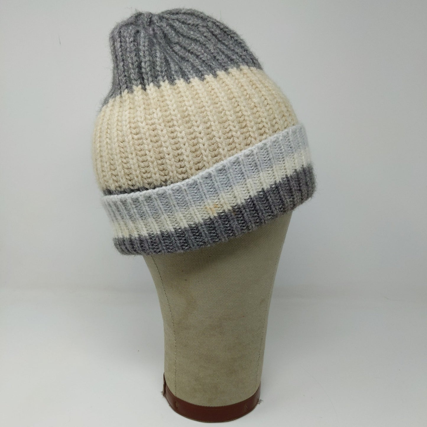 Old Navy Toboggan Beanie Hat Gray Cream White Striped OSFA Acrylic Blend