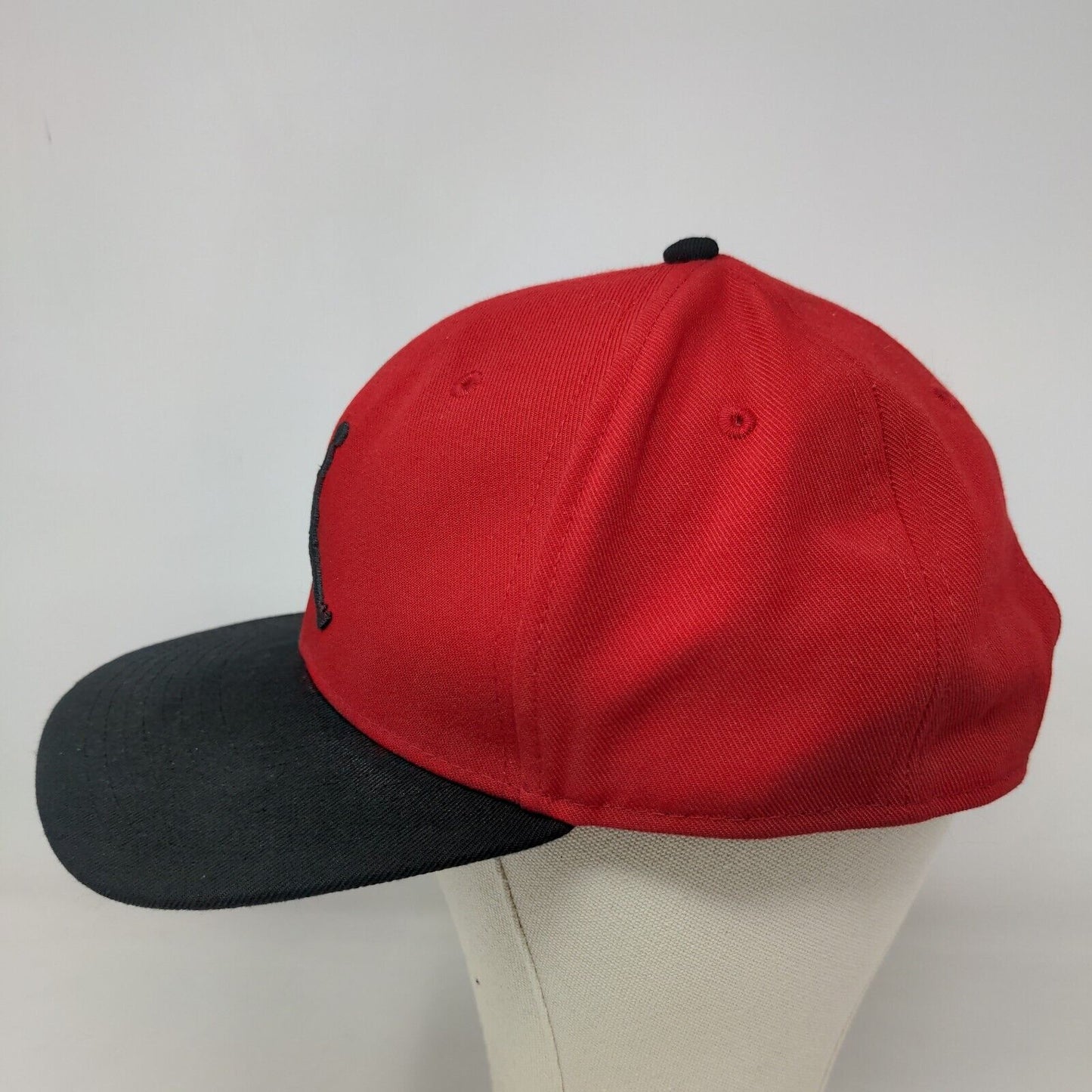 Nike Air Jordan Men's Snapback Hat Red Black OSFM Embroidered Jumpman Logo