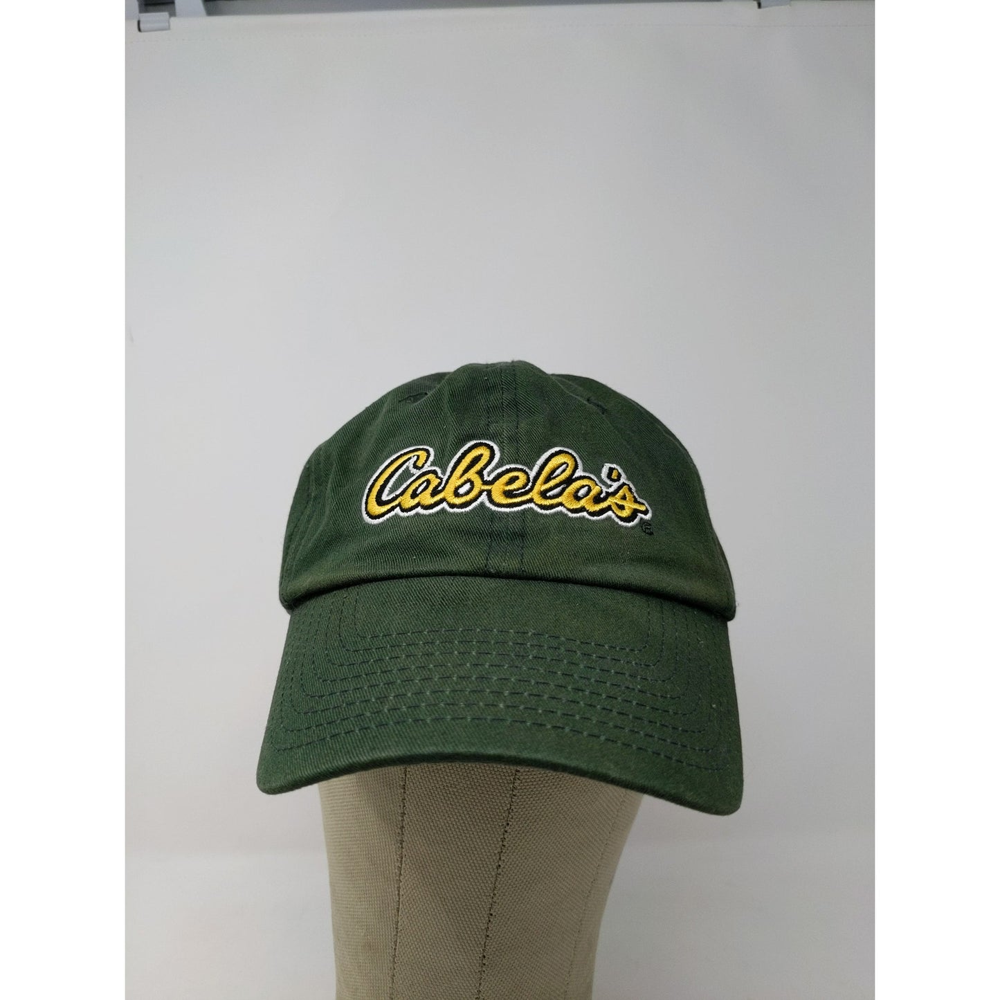 Cabelas Outdoor Outfitter Slideback Hat Green Embroidered Logo OSFA Adjustable