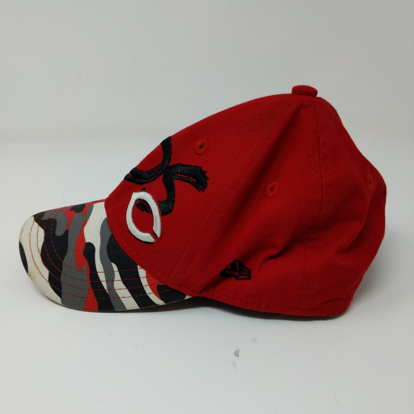 New Era 9Forty Cincinnati Reds Red Camo Snapback Hat Size Child Embroidered Logo