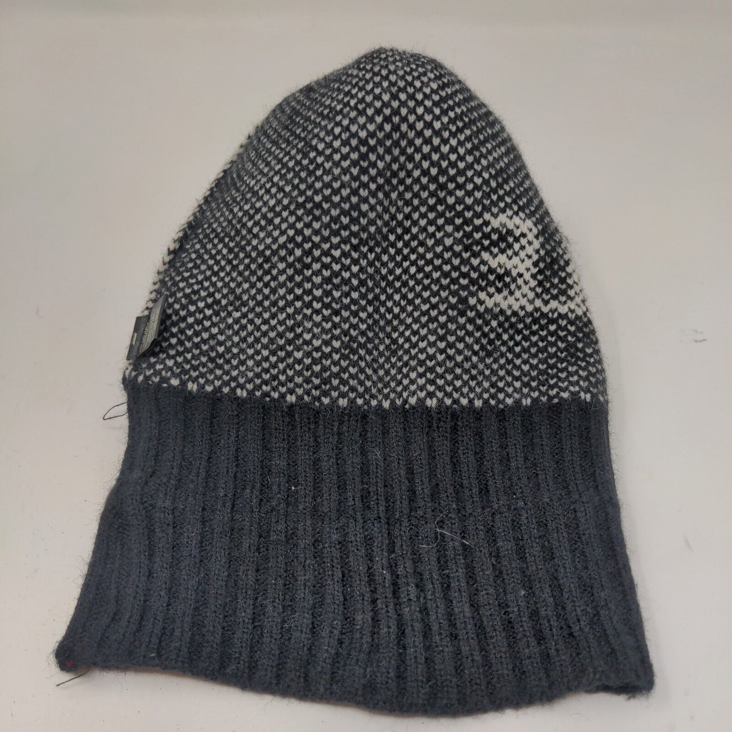 Unbranded Men's Knit Beanie Hat Black Acrylic Pomp Pom Smile Spell Out