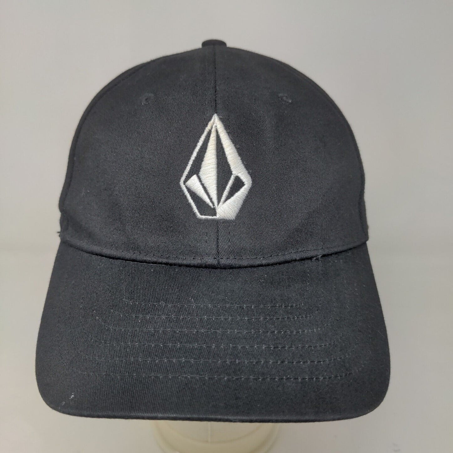 Volcom Men's Fitted Hat Black Size L/XL Embroidered Logo Cotton Blend
