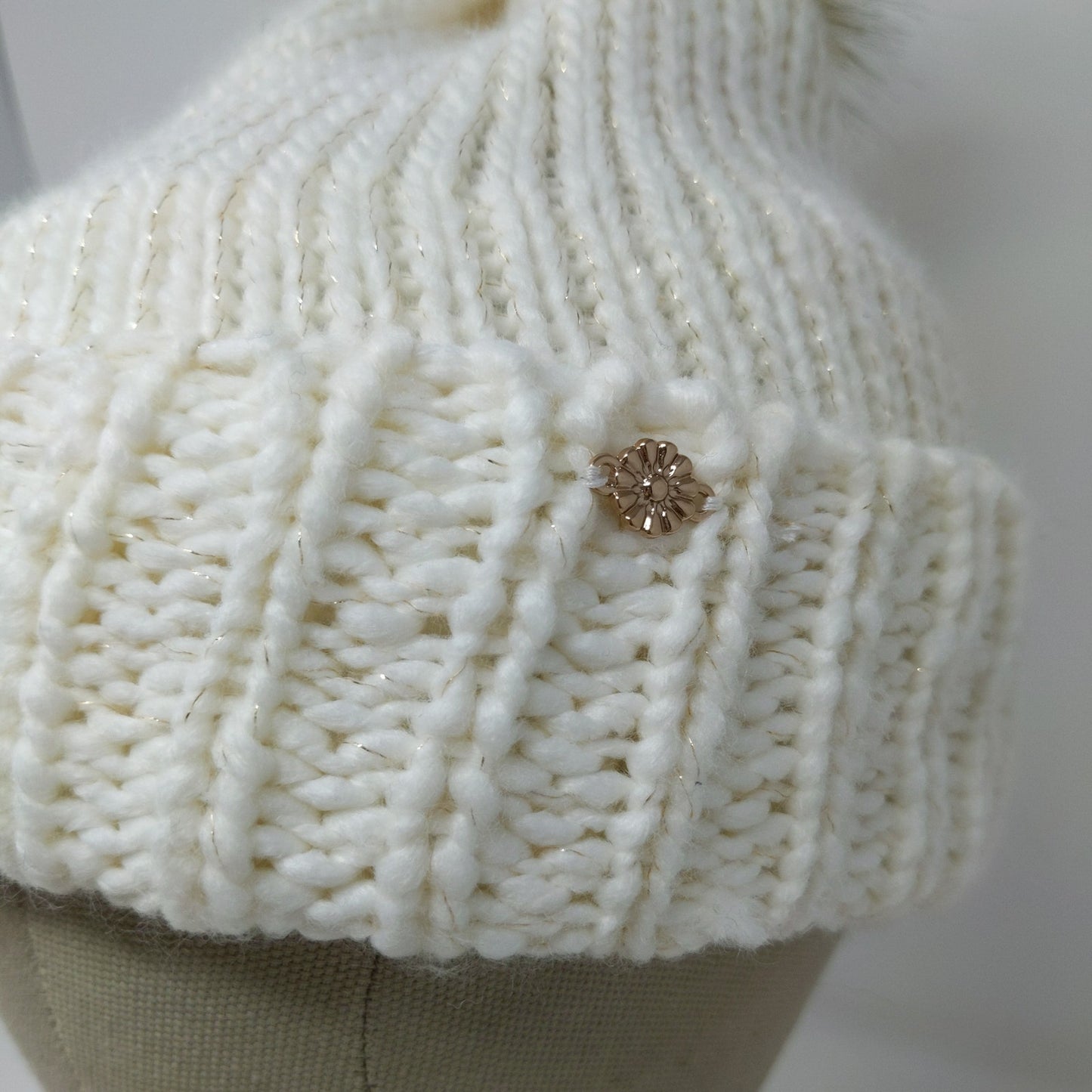 Lauren Conrad Knit Beanie Hat White Cream Faux Fur Pom Pom W/ Pin