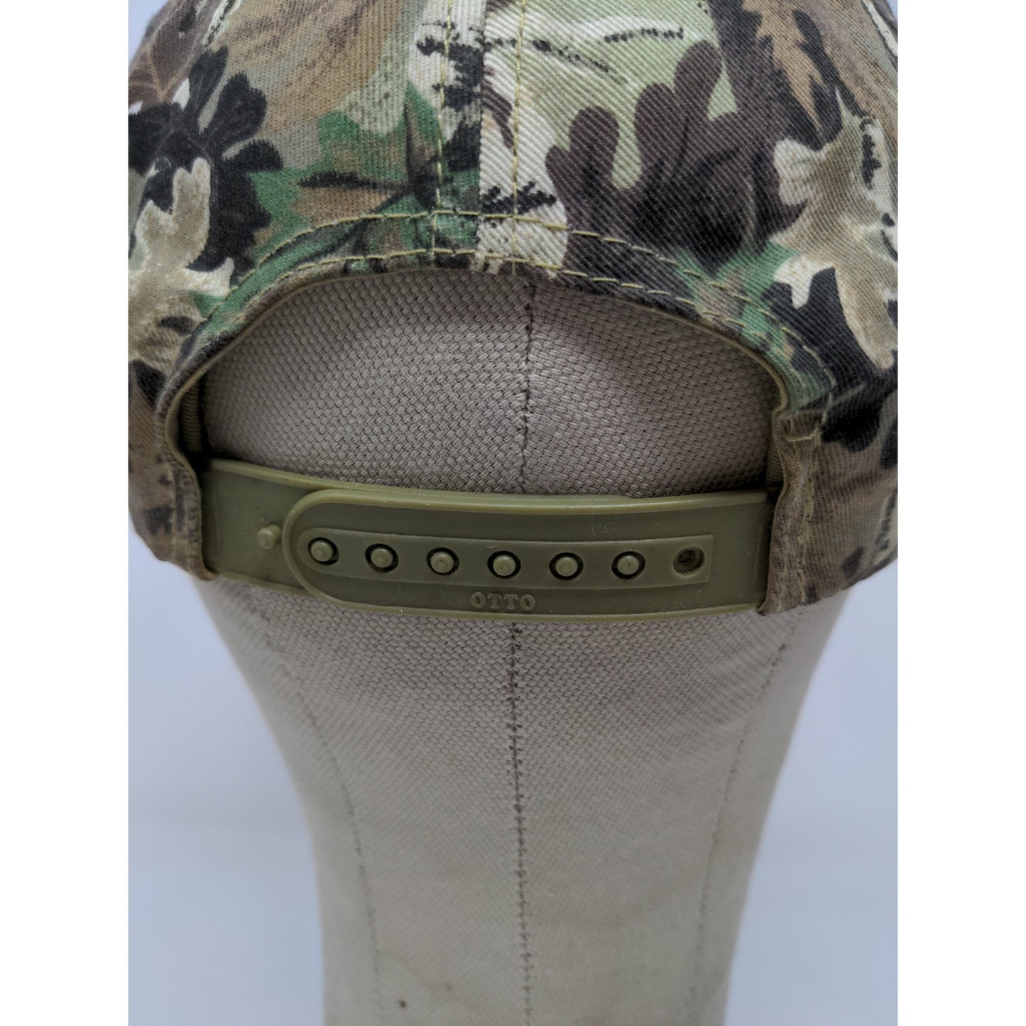 Betz Dearborn Camo Snapback Hat Embroidered Logo Green Brown