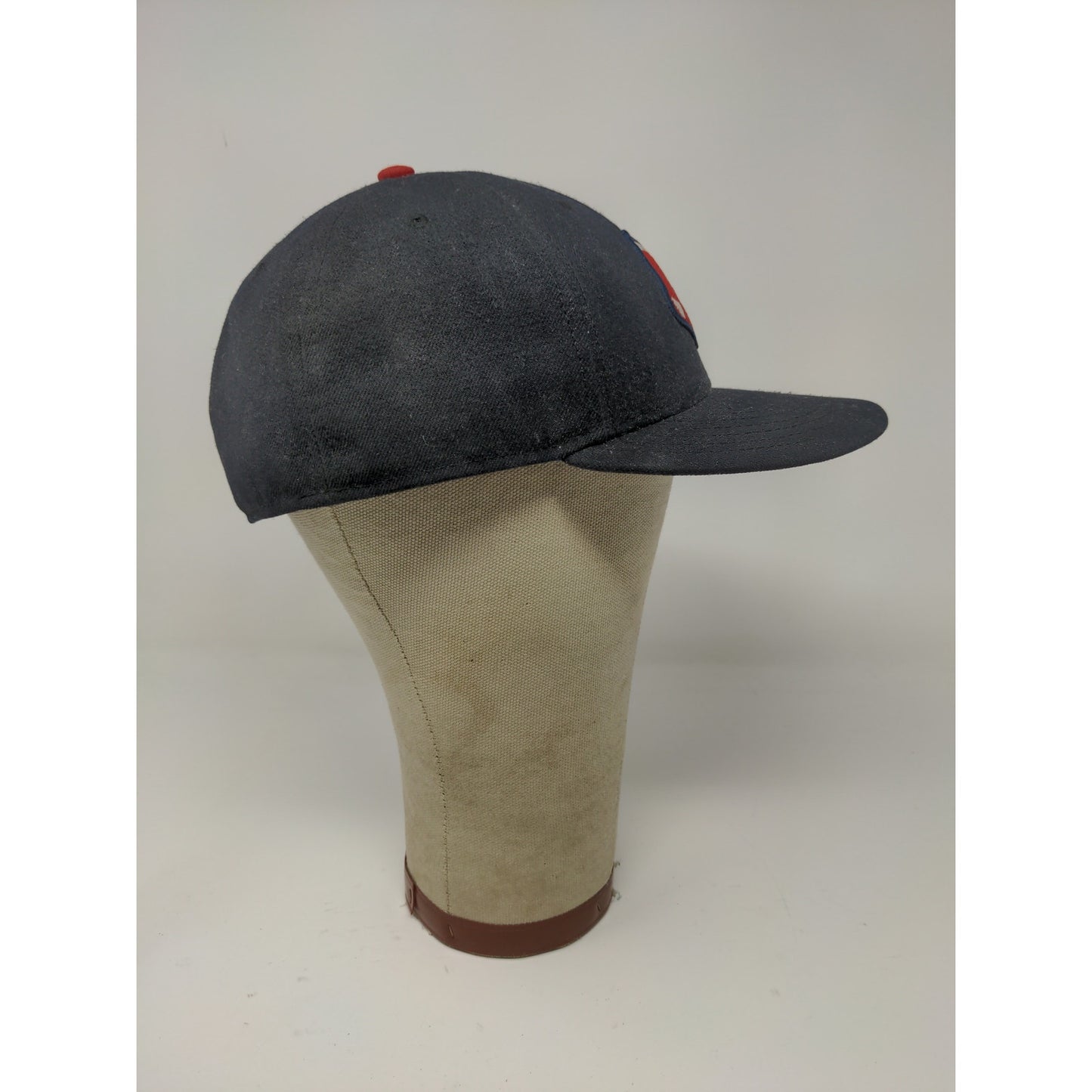 New Era 59Fifty On Field MLB Hat Boston Red Sox Size 7 5/8 Black Embroidered