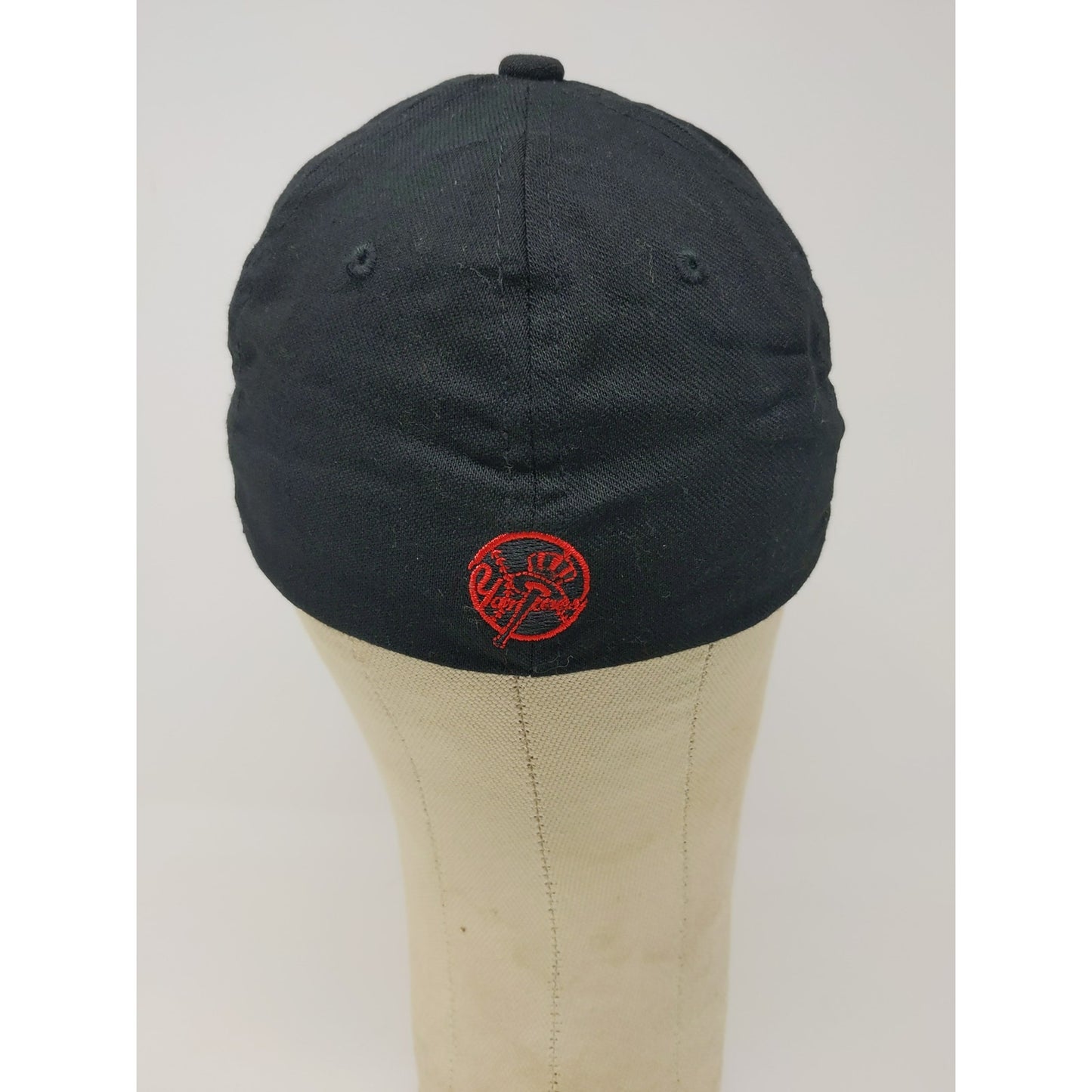 Youth MLB New York Yankees Flexfit Hat Black & Red Embroidered Logo