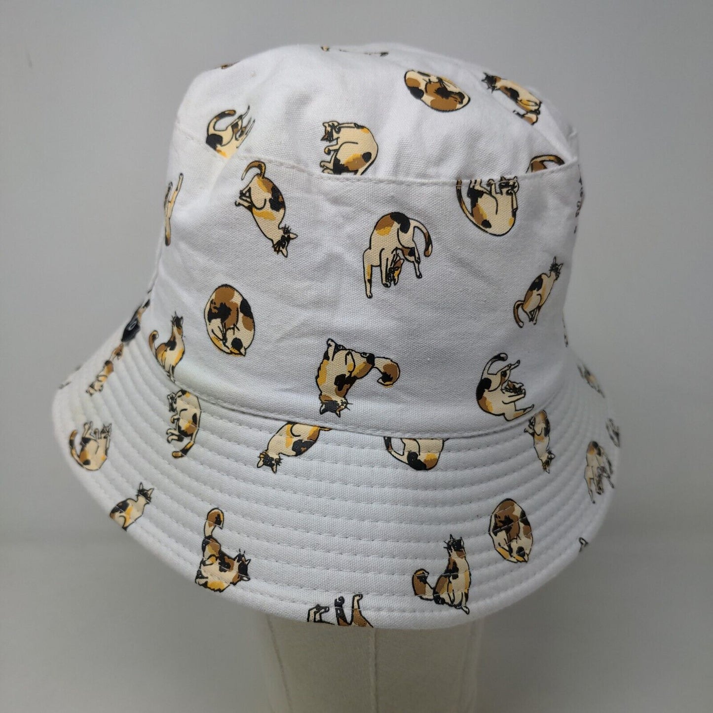 Mino Women's Bucket Hat White All Over Print Cat Graphic Reversible