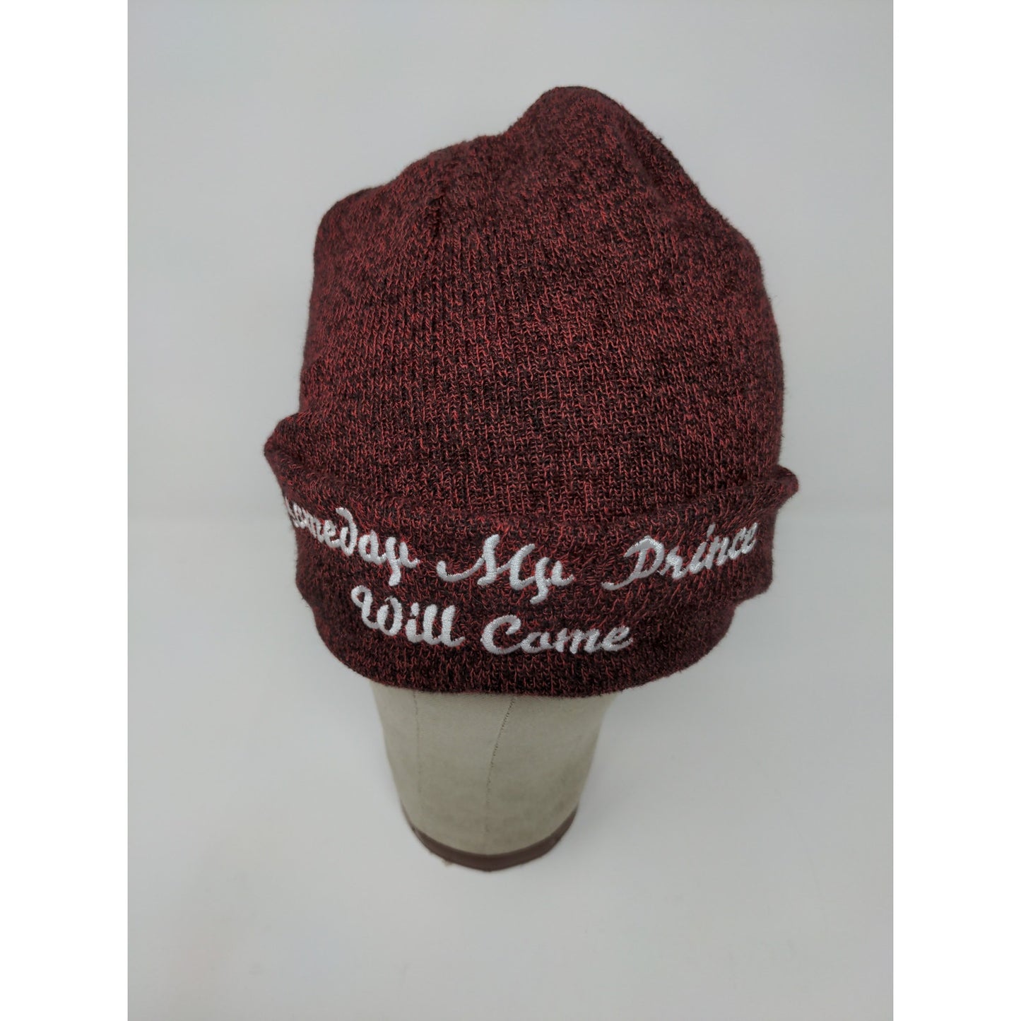 Disney Loungefly Someday My Prince Will Come Snow White Beanie Hat Red & Black