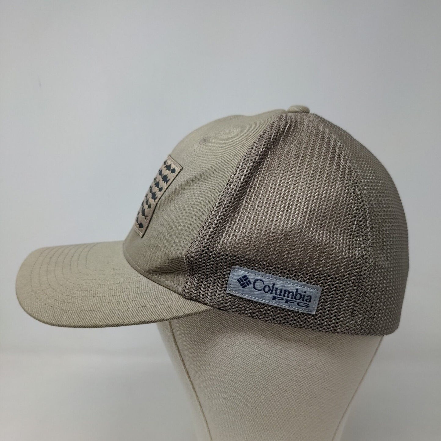 Columbia PFG Men's Fitted Hat Tan Size L/XL Embroidered Fish Flag Logo