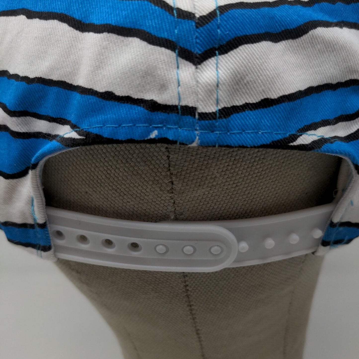 Unbranded Men's Snapback Hat Blue White OSFA Stripes Waves 100% Cotton