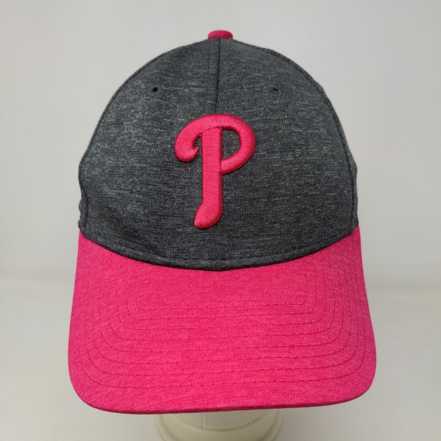 New Era 39Thirty Women's Fitted Hat Gray Pink S/M Embroidered Phillies Logo