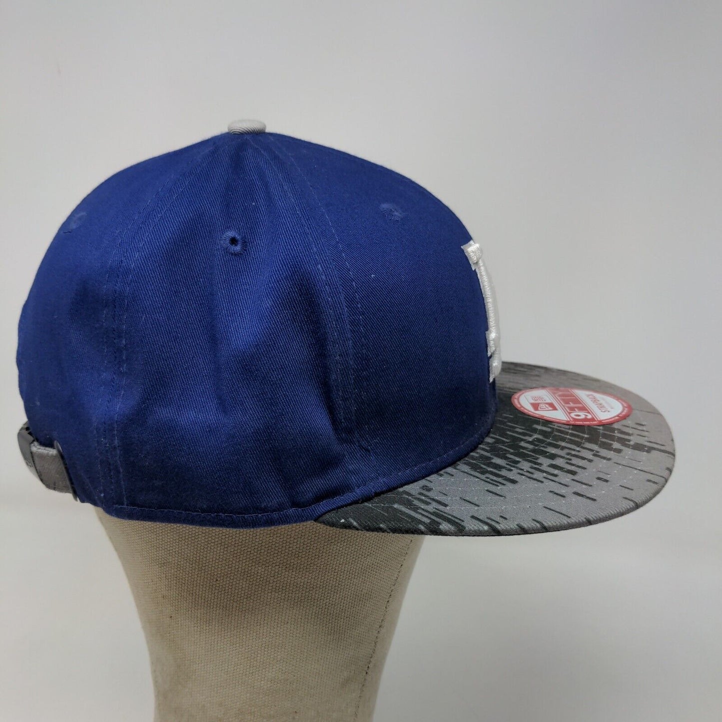 New Era 9Fifty LA Dodgers Fitted Hat Blue Size M-L Embroidered Logo