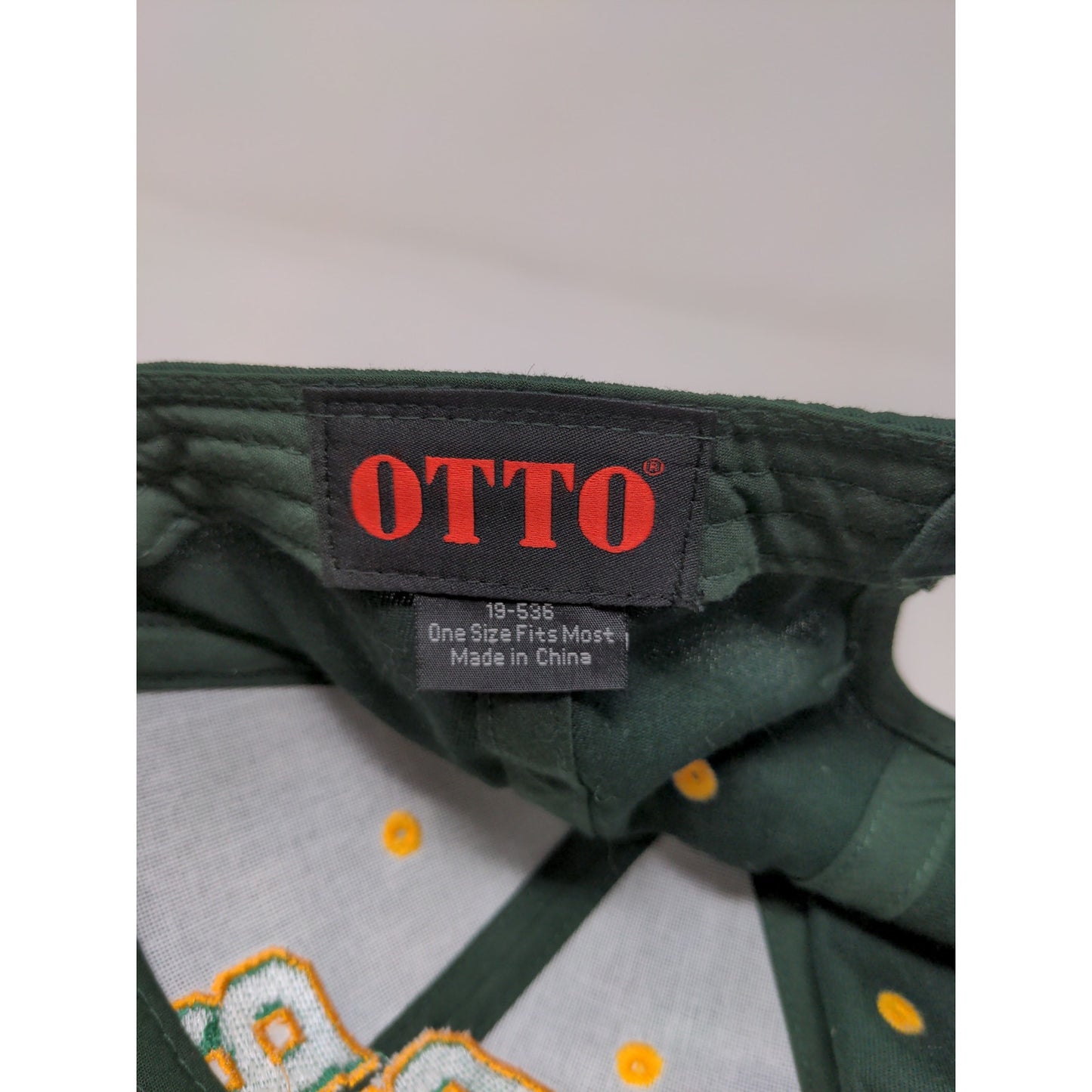 OTTO Strapback Hat Embroidered BB Logo OSFM Green Yellow Adjustable