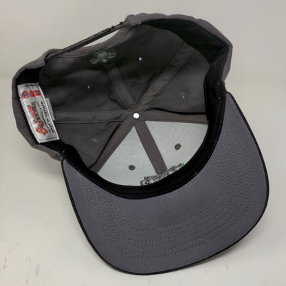 Notre Dame Fighting Irish Snapback Hat Gray Black OSFA Embroidered Logo Clover