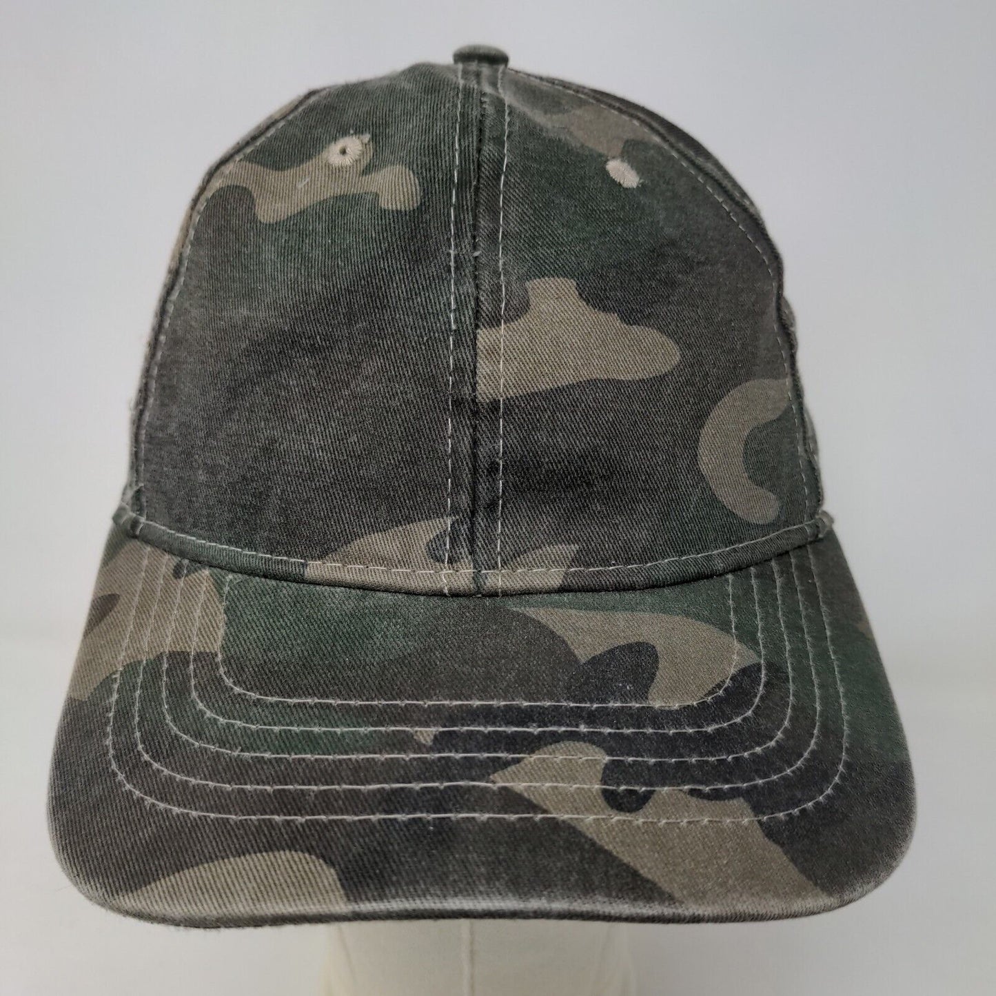 Unbranded Men's Strapback Hat Green Camo Size OSFM Blank Vent Holes