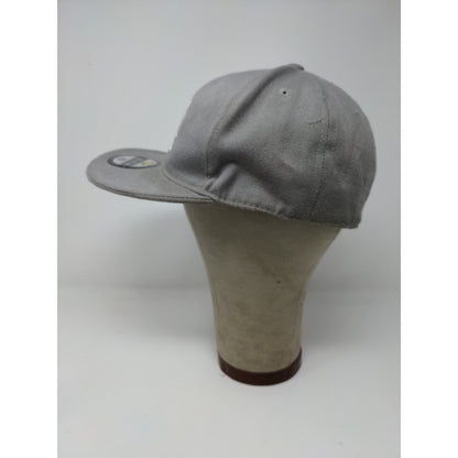 MLB Chicago White Sox Fitted Hat Size 7 3/8 Gray Big Bear Cap Embroidered Logo