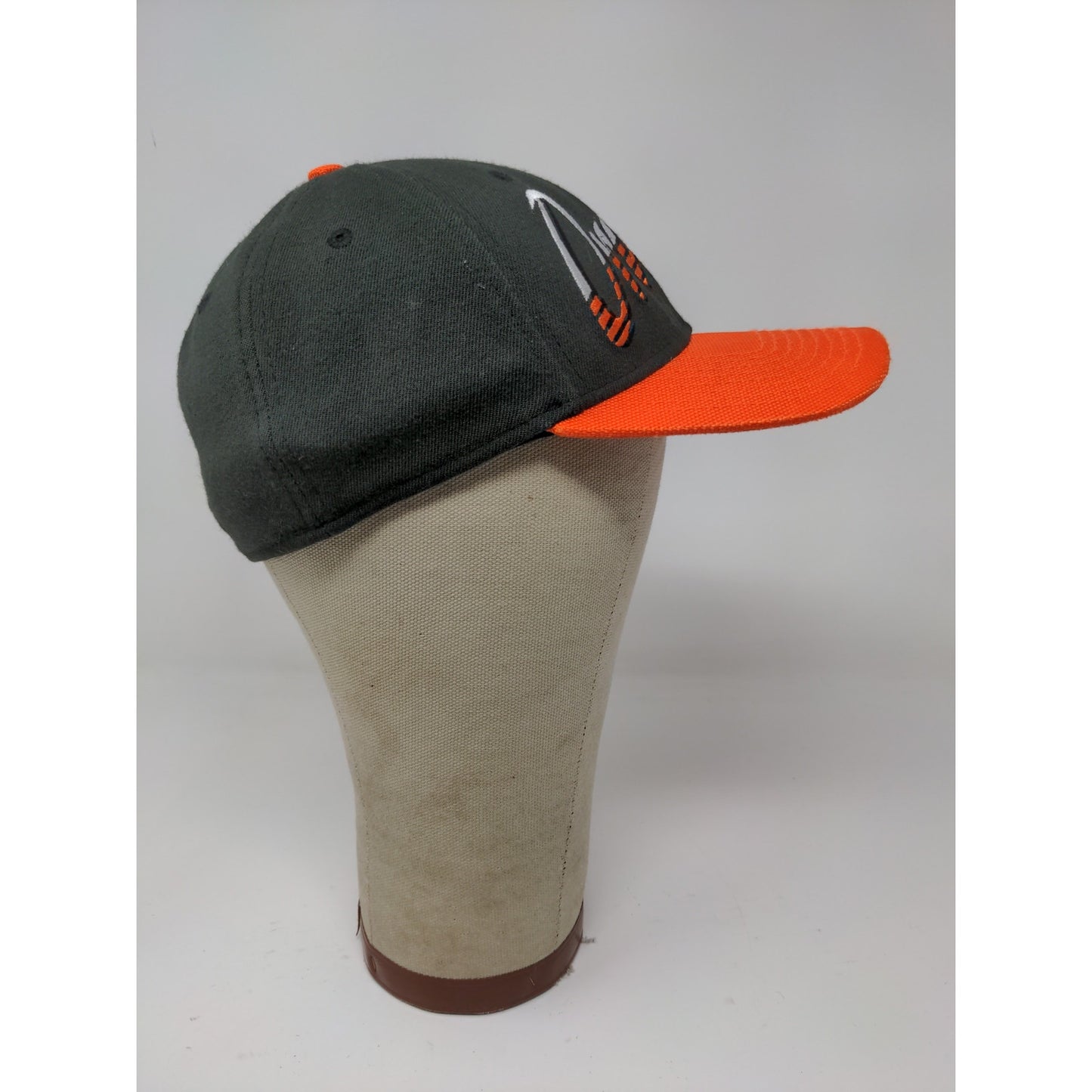 New Era 39Thirty MLB Baltimore Orioles Fitted Hat Size Small-Medium Black Orange