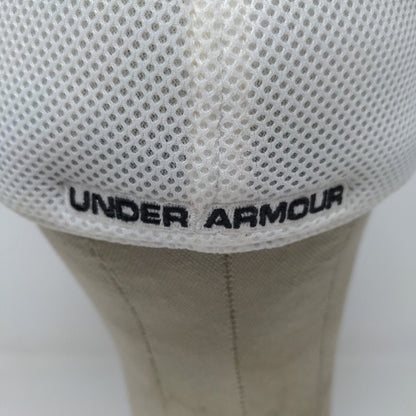 Under Armour Golf Black White Fitted Cap Hat Embroidered Logo Spell Out