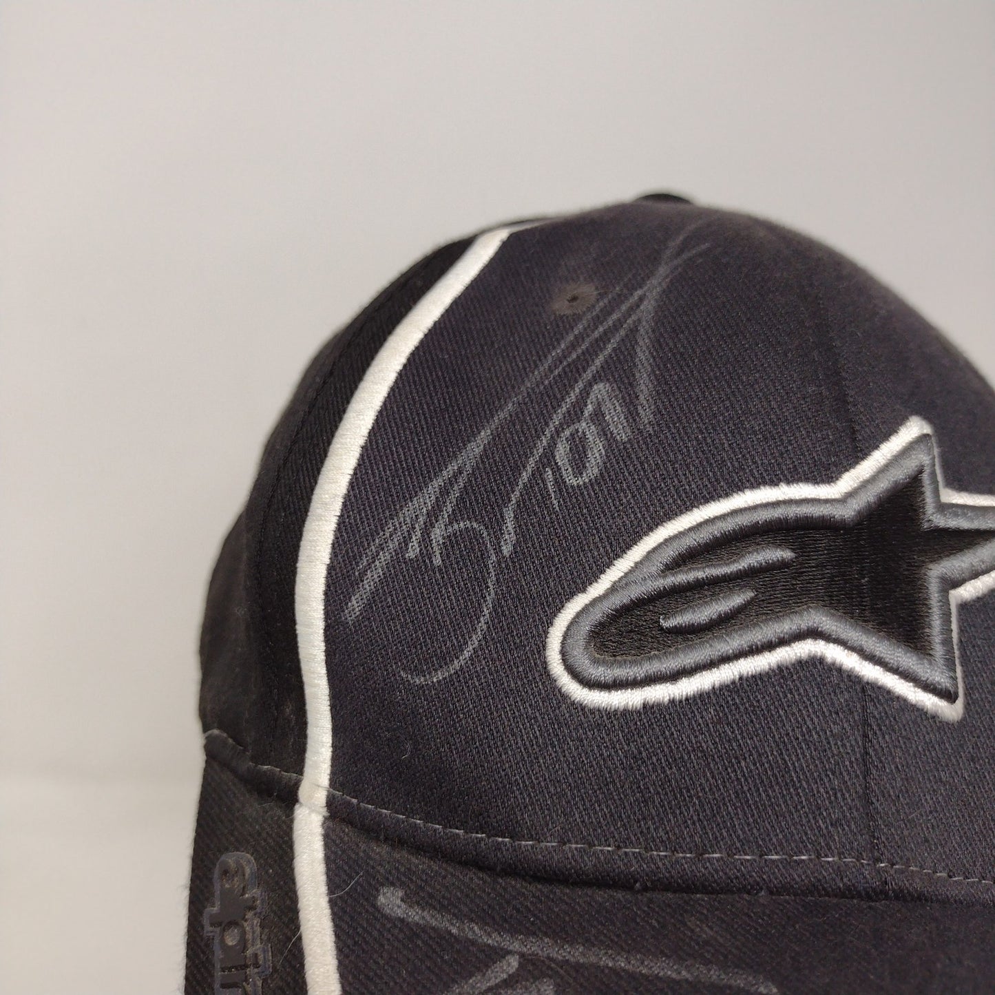 Alpinestars Flexfit Hat Size S-M Black Embroidered Logo 4 Autographs SEE DESC