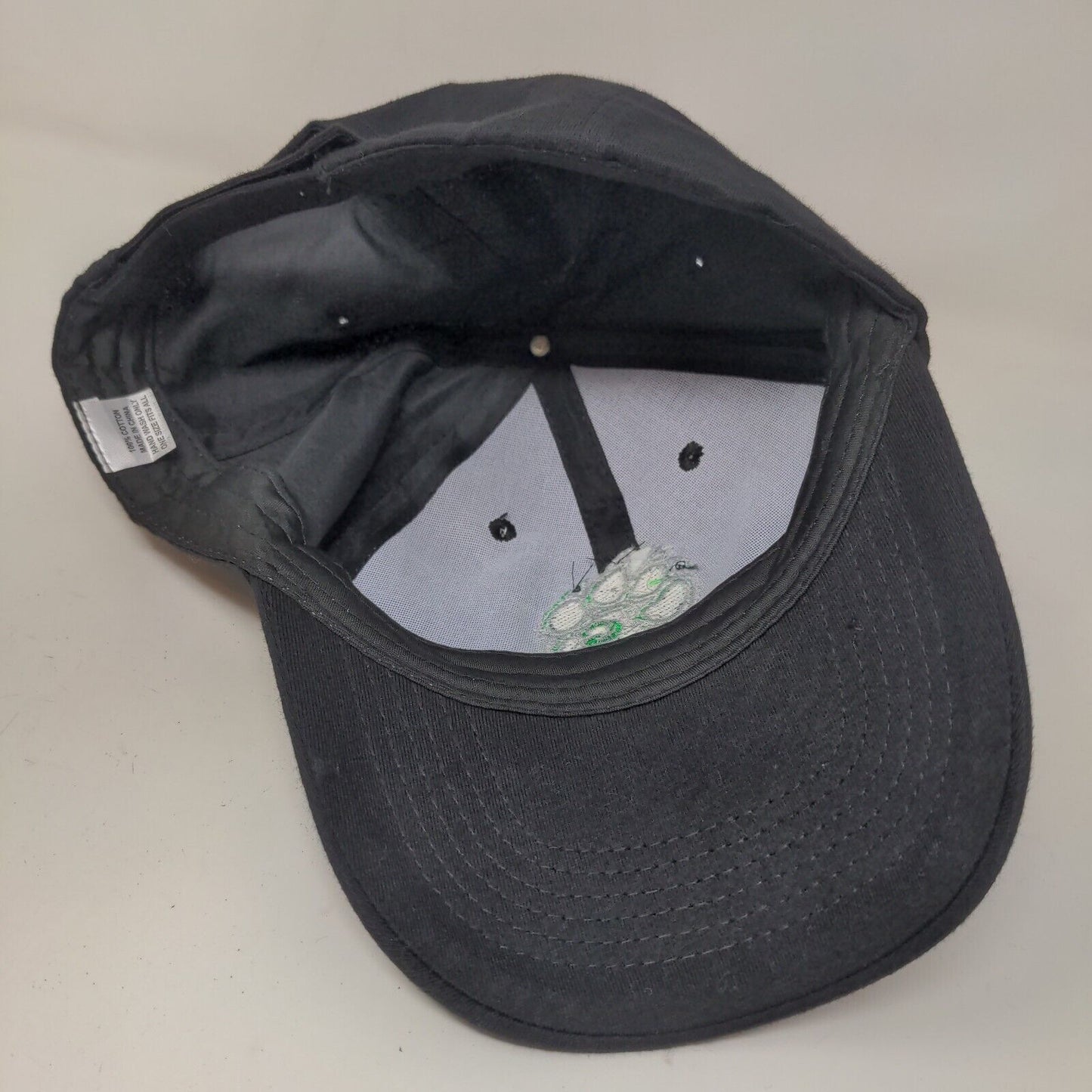 Unbranded Men's Strapback Hat Black Size OSFM Embroidered Paw Logo 100% Cotton