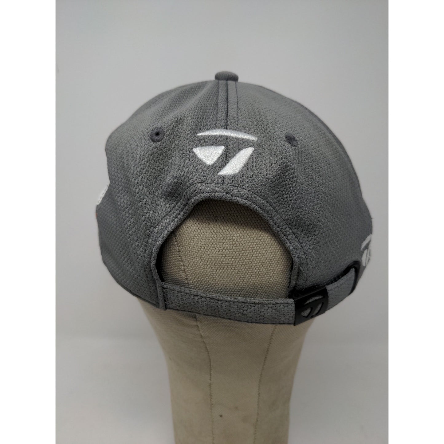 Taylormade Your1 1R OSFA Slideback Golf Hat White & Gray Slideback