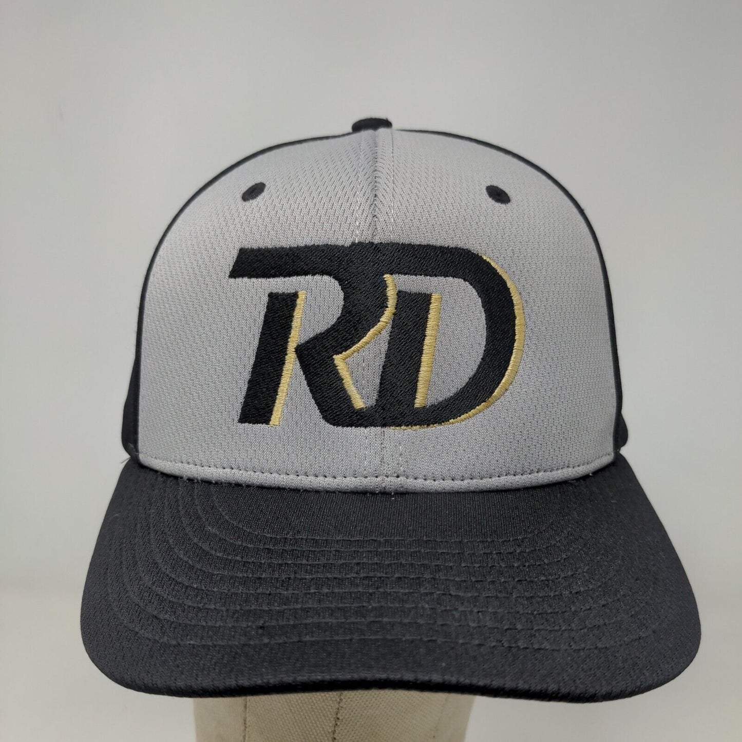 Richardson Men's Fitted Hat Black Gray Size Small-Medium Embroidered