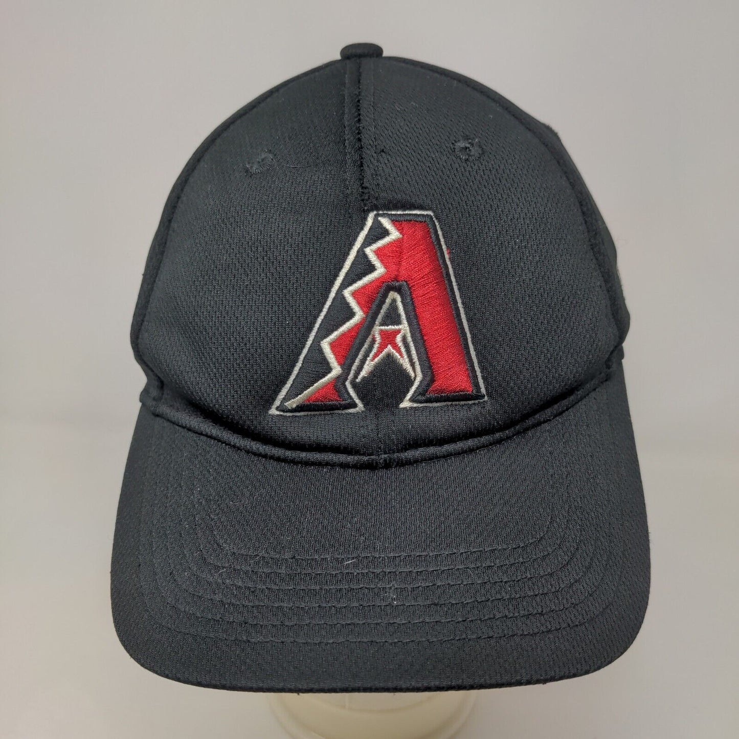 OC Sports Men's Strapback Hat Black OSFM Arizona Diamondbacks Embroidered Logo