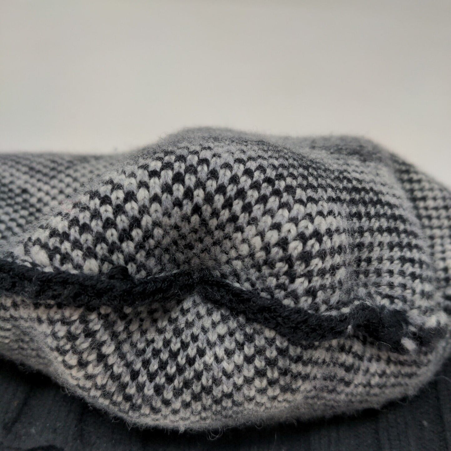 Nordstrom Men's Knit Beanie Hat Cap Wool Cashmere Blend Black Gray One Size