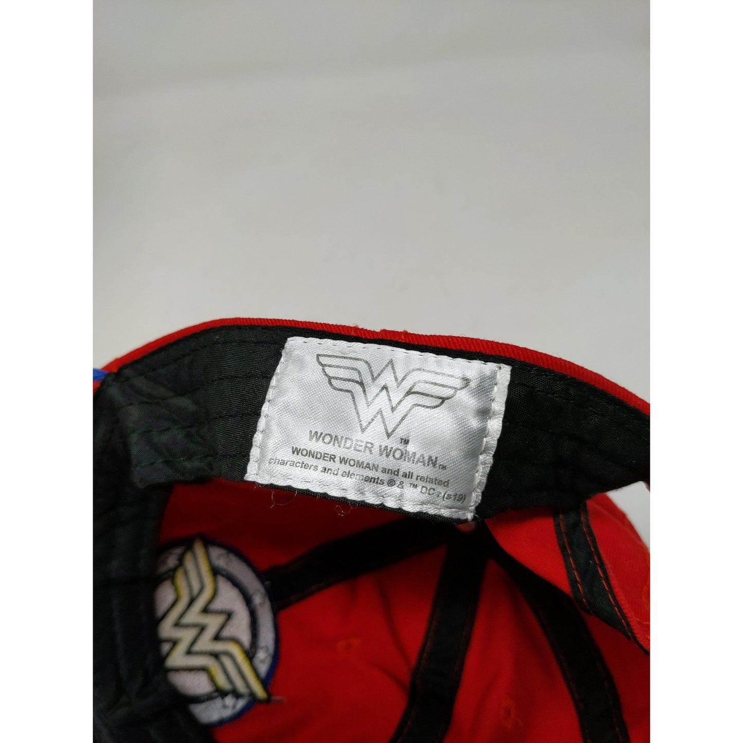 DC Comics Wonder Woman Slideback Hat Red & Blue OSFM Adjustable Embroidered