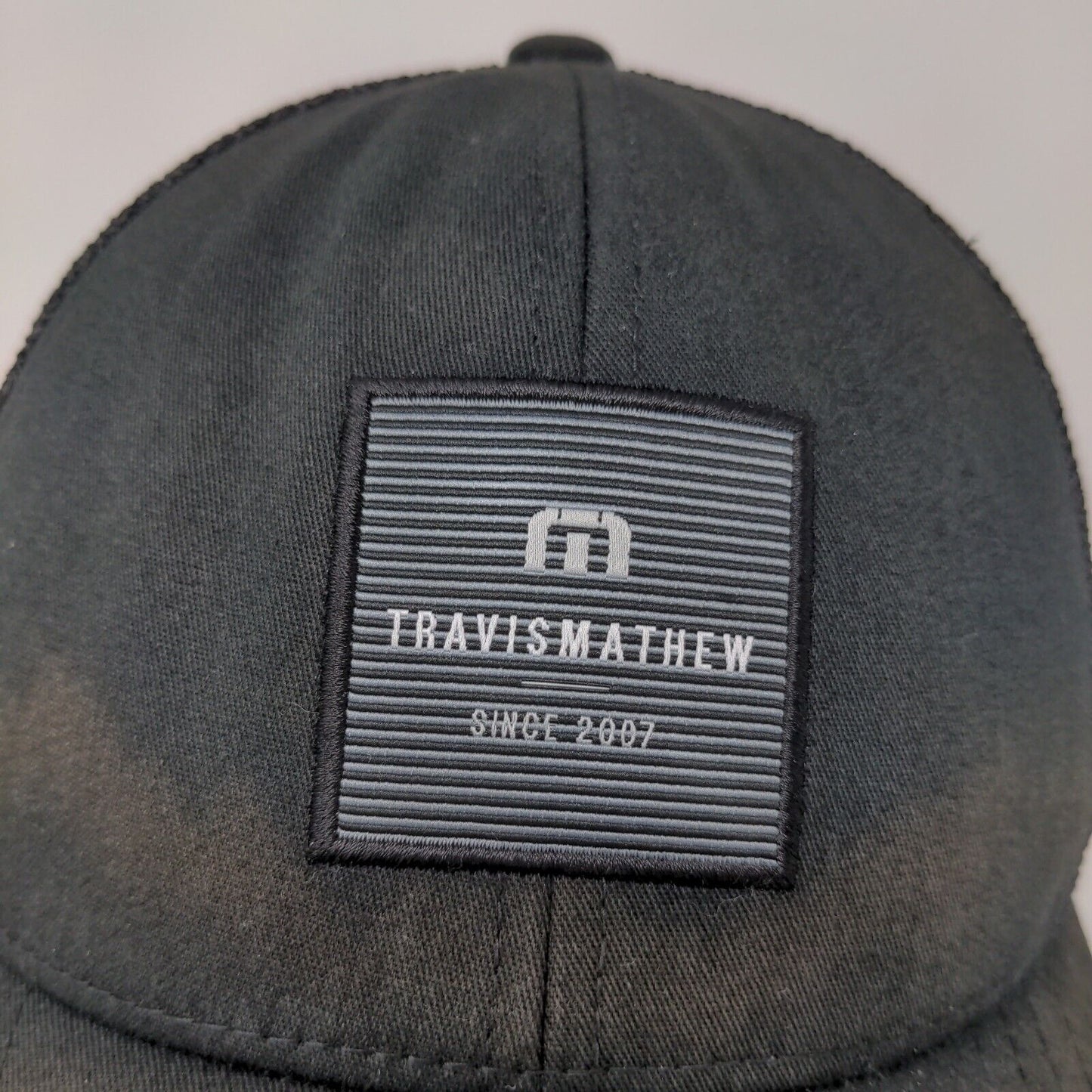Travis Mathew Mens Snapback Meshback Hat Black Adjustable Flexfit 110 Distressed