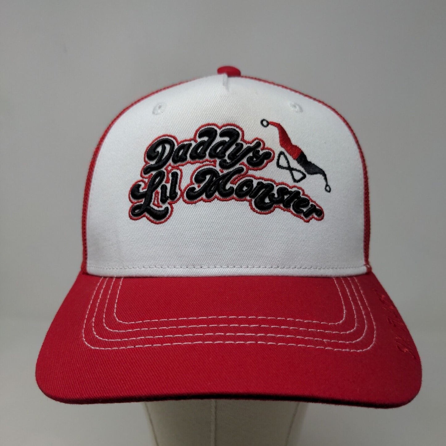 Six Flags Men's Suicide Squad Mesh Back Snapback Hat Red White Harley Quinn
