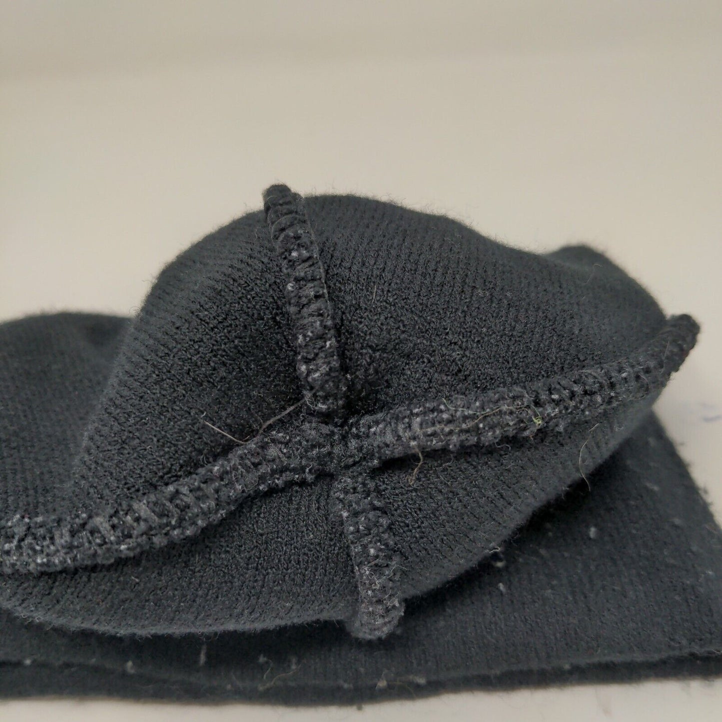 Chicago Spell Out Winter Knit Hat Pom Pom Cap Black and White
