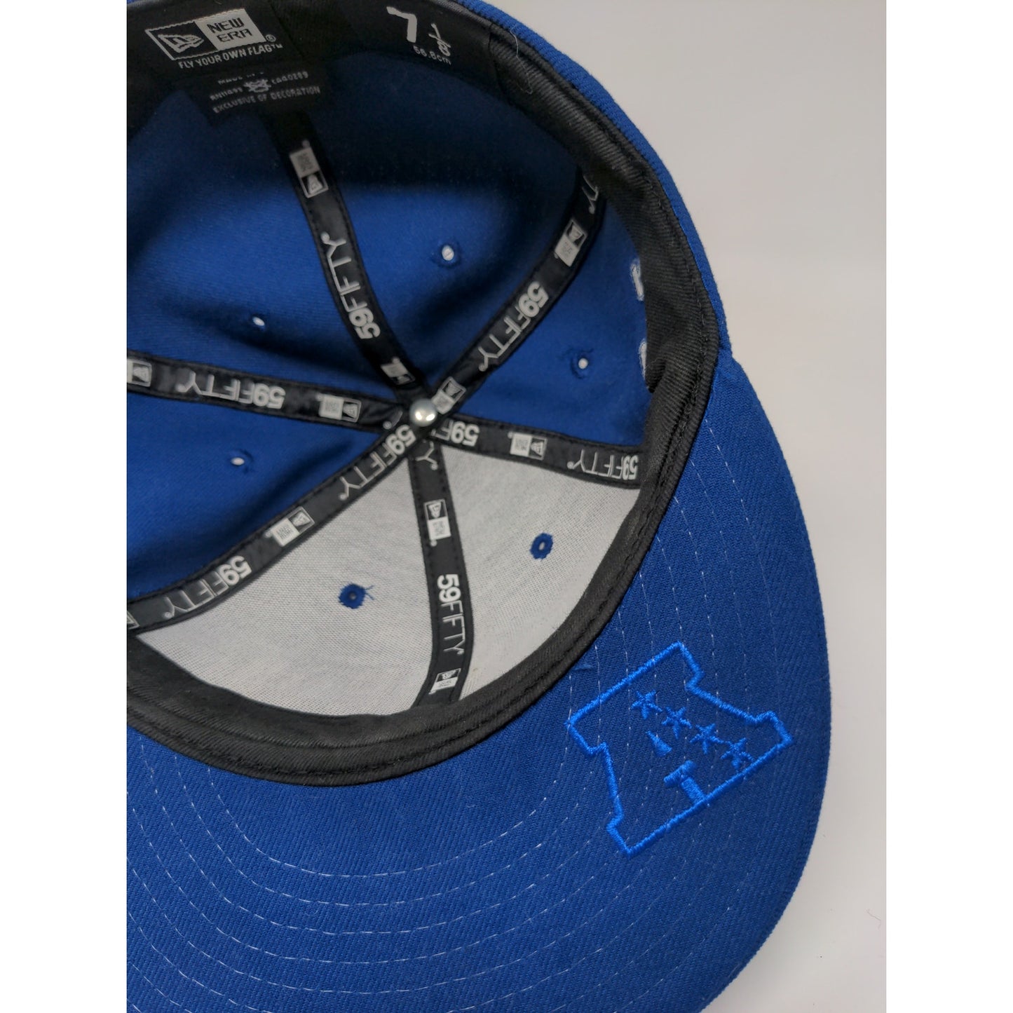 NFL Indianapolis Colts New Era 59Fifty Fitted Hat Size 7 1/8 Blue Embroidered