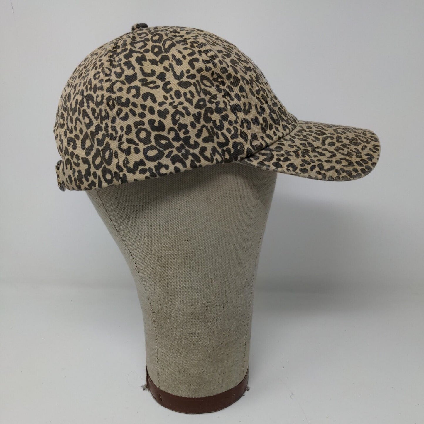 David and Young Womens Dog Mom Slideback Hat Leopard Print OSFM Embroidered