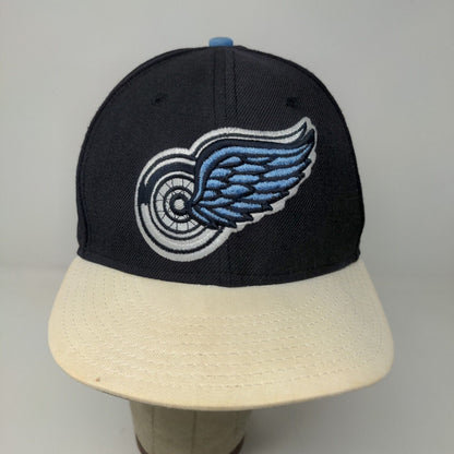 New Era Men's NHL Detroit Red Wings Fitted Hat Blue Size 7 1/8 Embroidered Logo