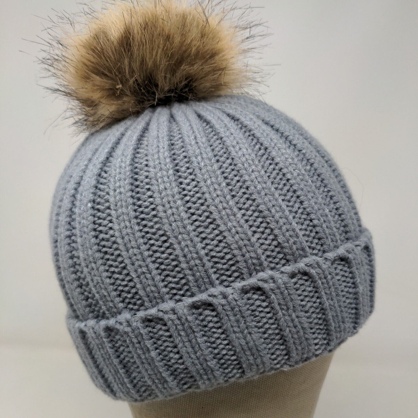 Graydi Men's Beanie Hat Cap Gray Knit 100% Acrylic Patch Logo