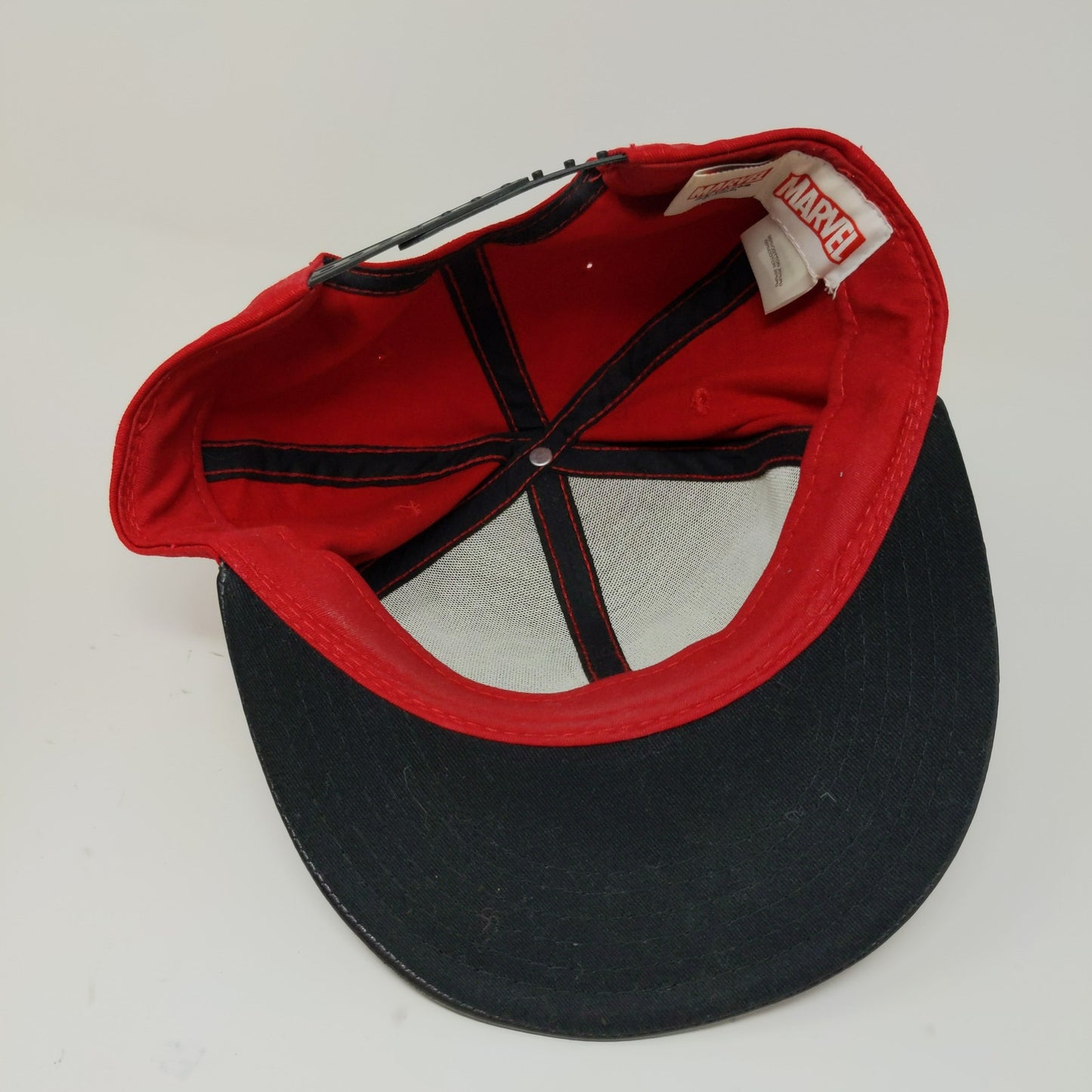 Marvel Deadpool Flat Bill Snapback Hat Embroidered Logo Spell Out Red Black