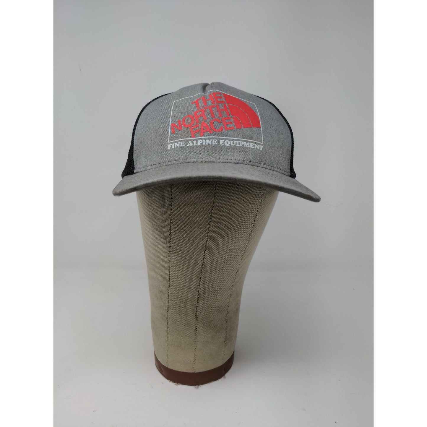 The North Face Alpine Equipment Snapback Mesh Back Hat FlexFit 110 OSFA Gray