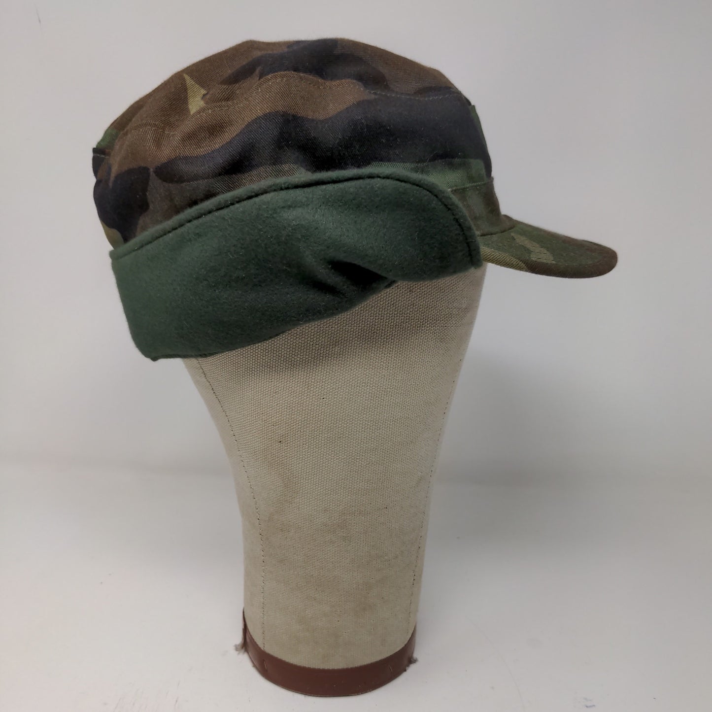 U.S. Military BDU Combat Cap Green Brown Camo Size 7.5 Ear Flaps