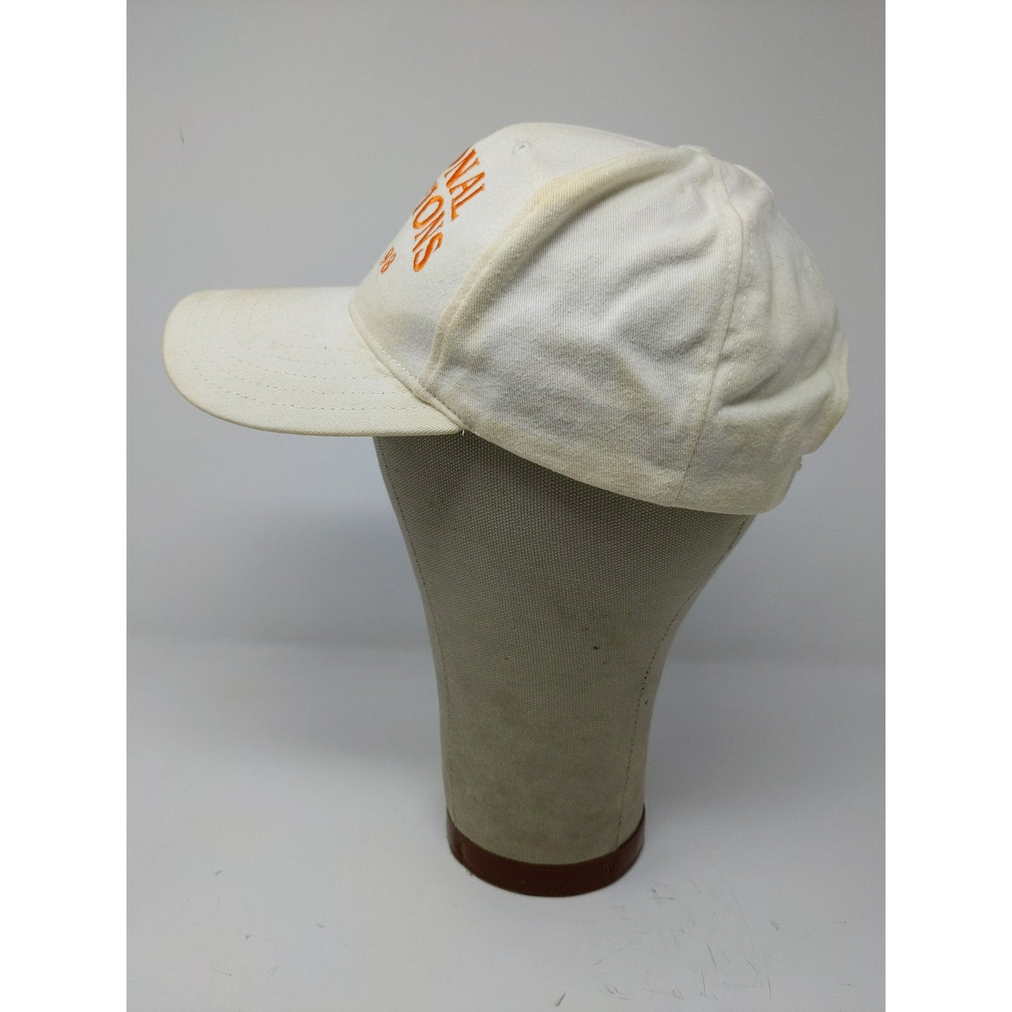 VTG Twins Enterprise Tennesee Volunteers 1998 Snapback Hat SEE DESC White OSFA