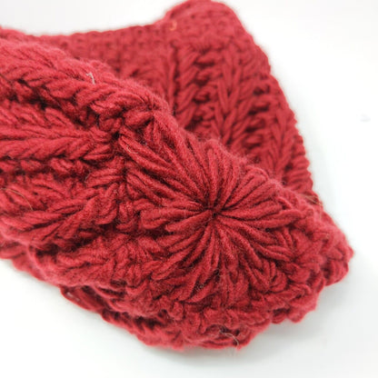 KMart 100% Acrylic Ladies Crochet Beanie Hat Cap Red OSFA Cable Knit