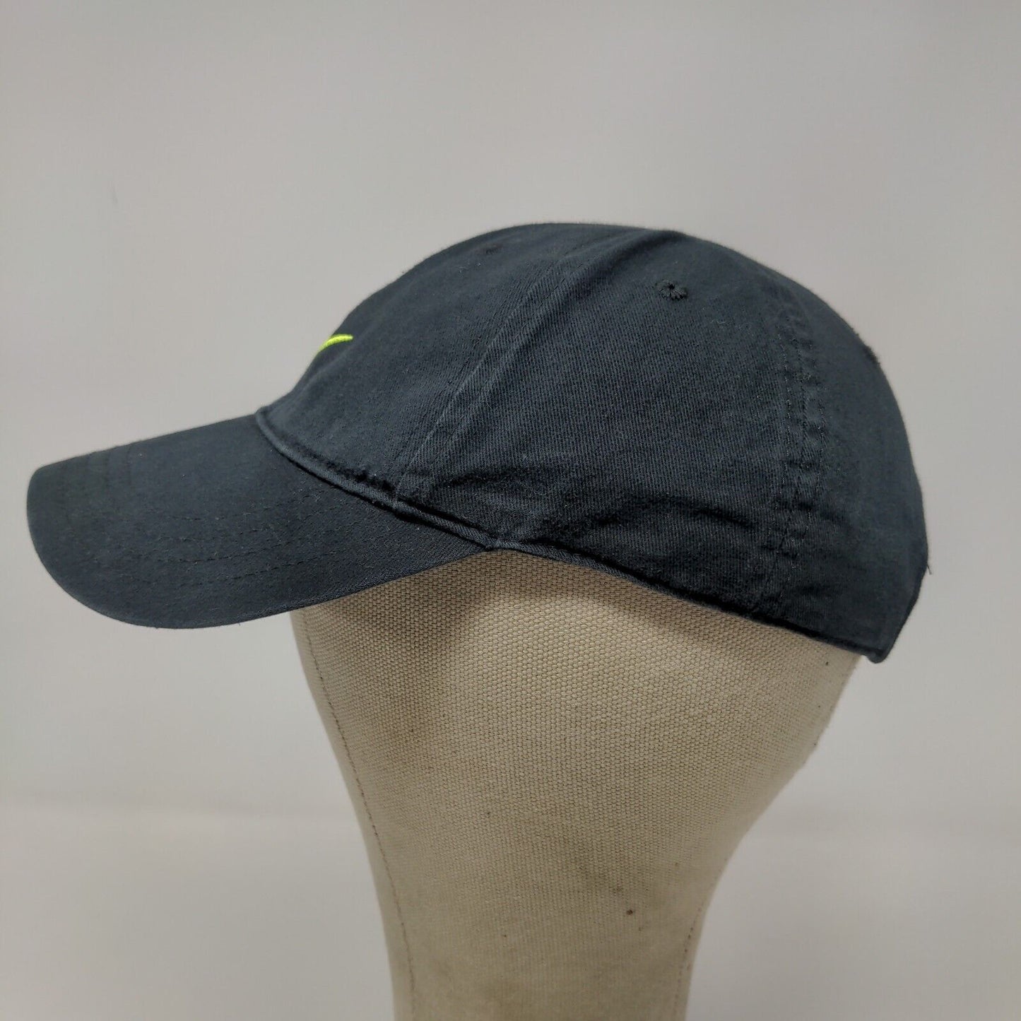 Nike Boy's Strapback Hat Black Size 4-7 100% Cotton Embroidered Swoosh Logo